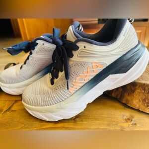 Hoka One Women's Bondi Sneakers in Cream and Navy